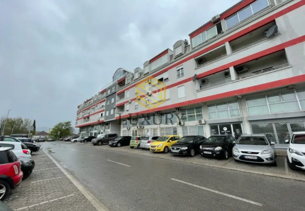 Izdavanje, jednosoban stan, 56m², City Kvart, Podgorica