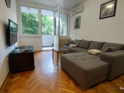 Izdavanje, trosoban stan, 62m², Lion, Zvezdara Sve Podlokacije - image 2