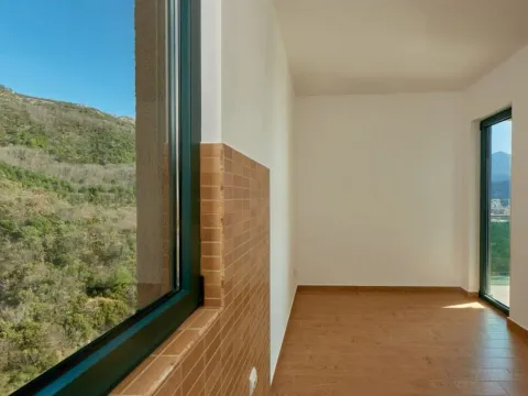 Sale, two bedroom apartment, 63m², Bečići, Budva - image 4