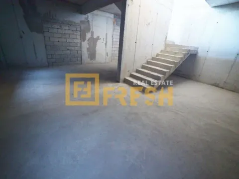 Sale, office space, 172m², Tološi, Podgorica - image 12