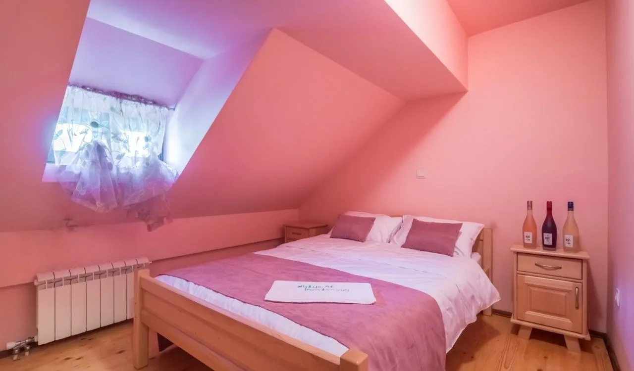 Prodaja, kuća, 300m², Motički gaj, Žabljak