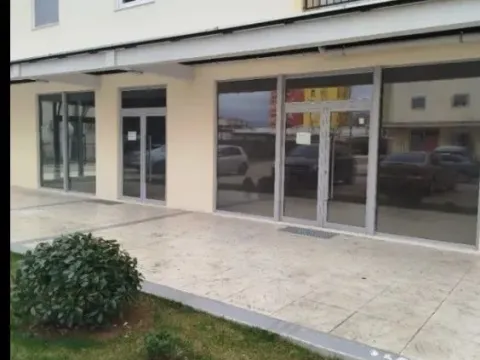 Rent, office space, 50m², Pobrežje, Podgorica - image 6