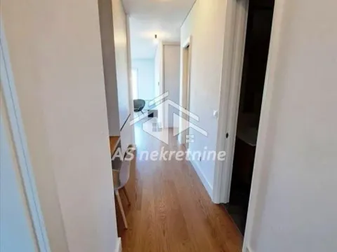 Rent, three bedroom apartment, 93m², Savski Venac, Beograd - image 16