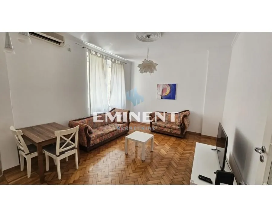 Rent, apartment, 43m², Stari Grad, Beograd