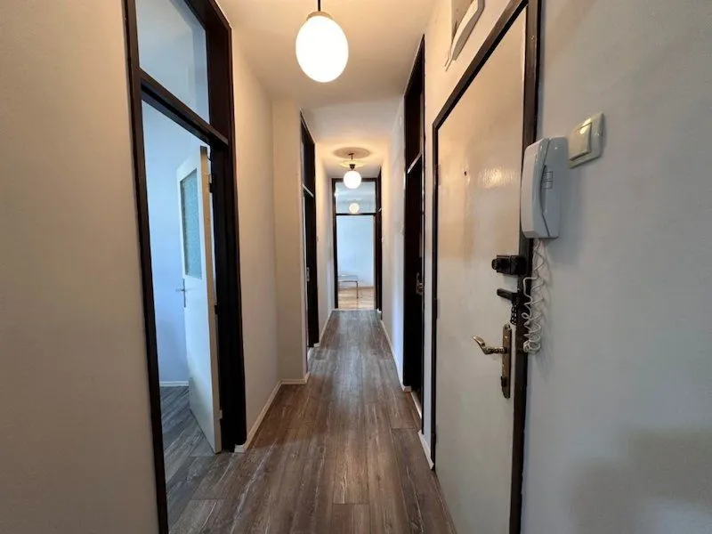 Rent, office space, 70m², Preko Morače, Podgorica