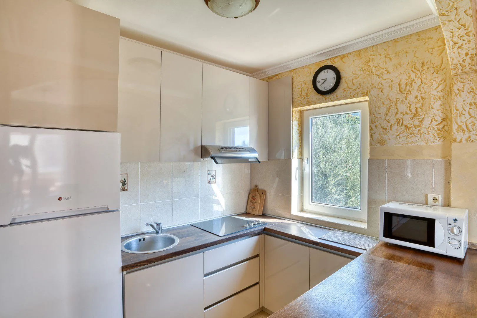 Sale, two bedroom apartment, 117m², Sveti Stefan, Budva