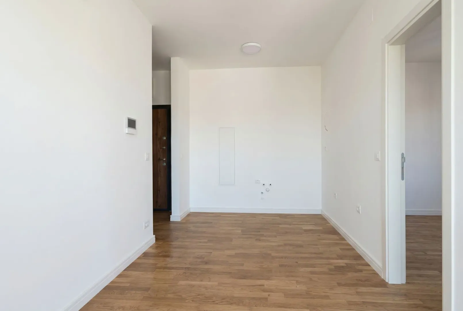 Prodaja, trosoban stan, 61m², Sutomore, Bar