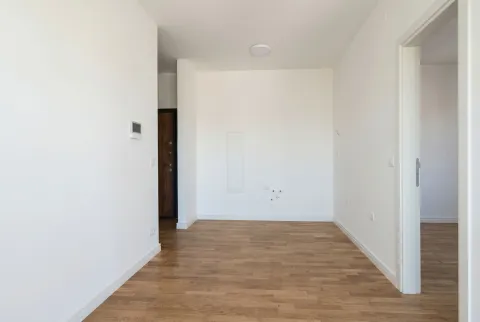Prodaja, trosoban stan, 61m², Sutomore, Bar - image 8