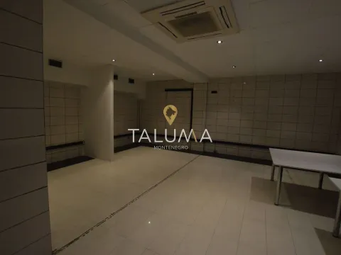 Rent, office space, 129m², Dalmatinska ulica, Podgorica - image 8