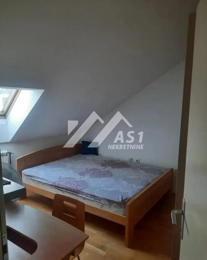 Izdavanje, dvosoban stan, 61m², Bulevar Oslobodjenja, Novi Sad Sve Podlokacije