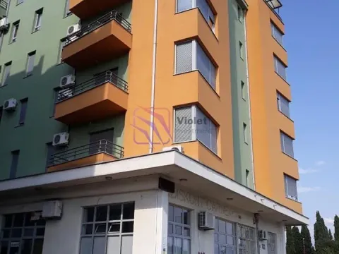 Izdavanje, jednosoban stan, 47m², Krivi Most, Podgorica - image 4