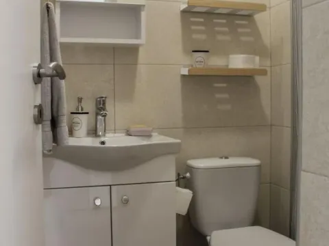 Rent, one bedroom apartment, 41m², Pod Kuk, Tivat - image 10