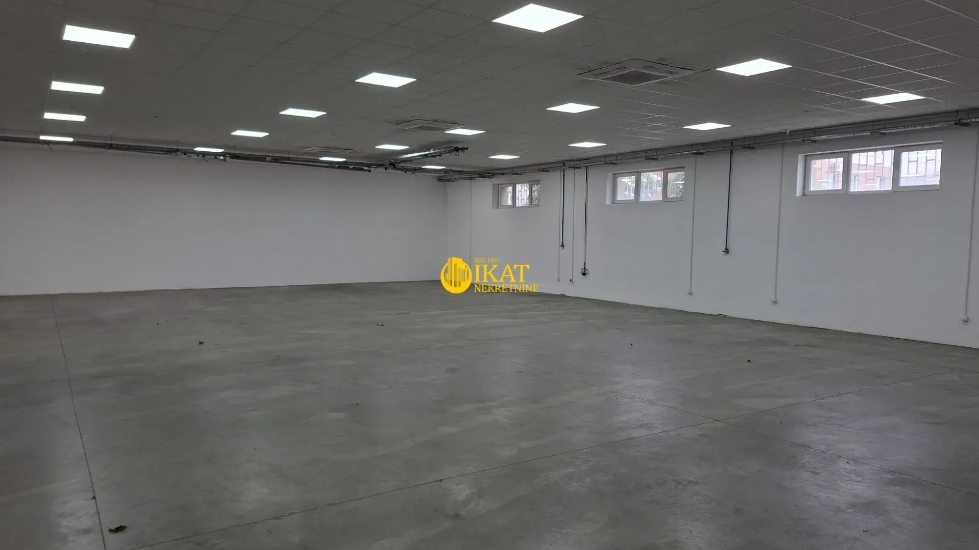 Rent, office space, 650m², Altina, Beograd