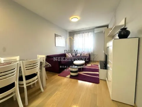 Sale, one bedroom apartment, 47m², City Kvart, Podgorica - image 5