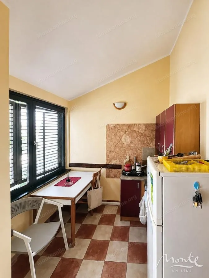 Prodaja, jednosoban stan, 52m², Krašići, Tivat
