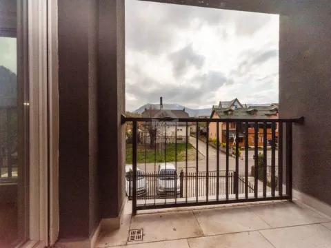 Sale, two bedroom apartment, 60m², Kolašin, Crna Gora - image 11