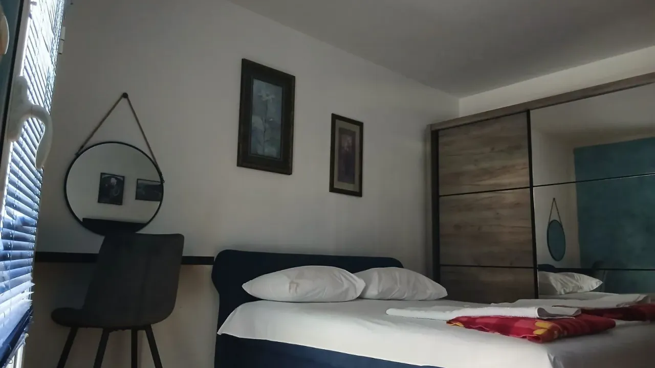 Rent, studio apartment, 30m², Podkošljun, Budva