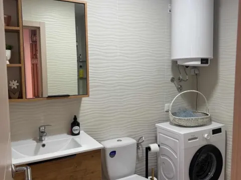 Izdavanje, jednosoban stan, 60m², Stari Aerodrom, Podgorica - image 2