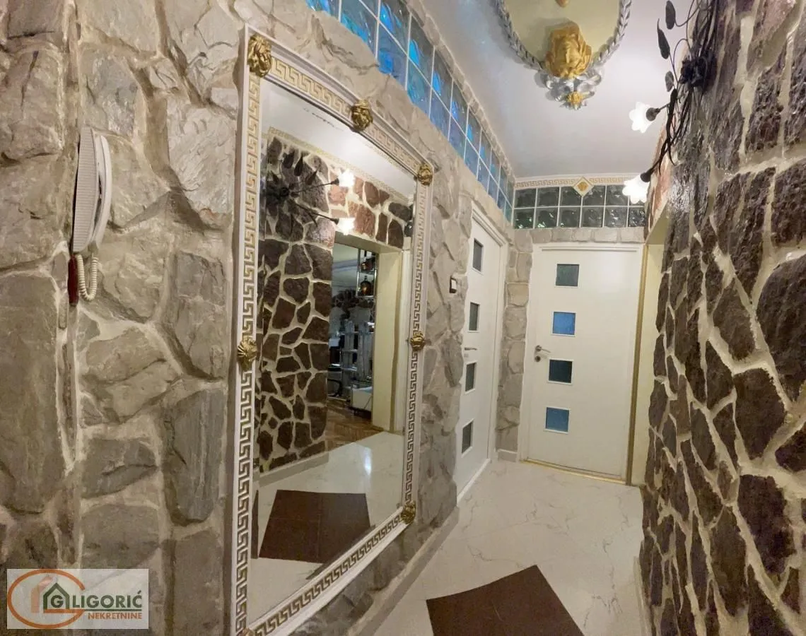 Sale, three bedroom apartment, 57m², Karaburma, Palilula Sve Podlokacije
