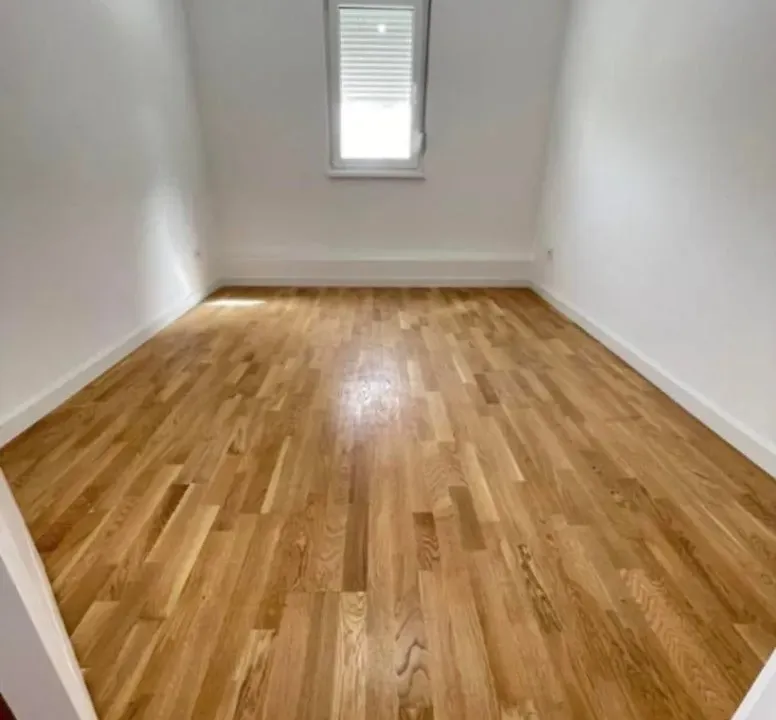 Izdavanje, jednosoban stan, 58m², Pobrežje, Podgorica