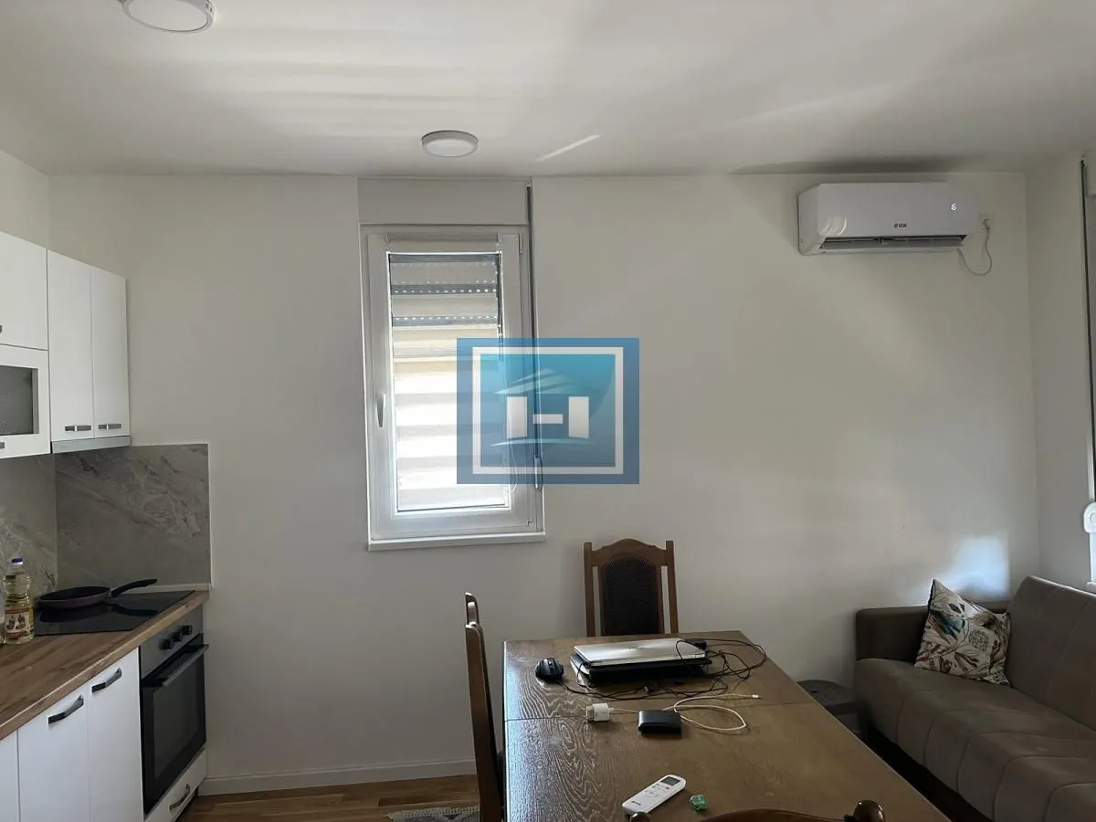 Rent, two bedroom apartment, 45m², Medijana, Niš