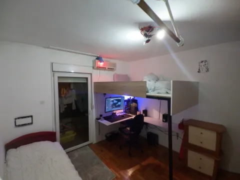 Sale, three bedroom apartment, 85m², Stari Aerodrom, Podgorica - image 2