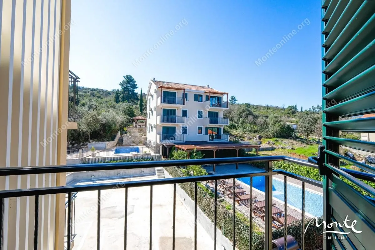 Prodaja, trosoban stan, 96m², Krašići, Tivat