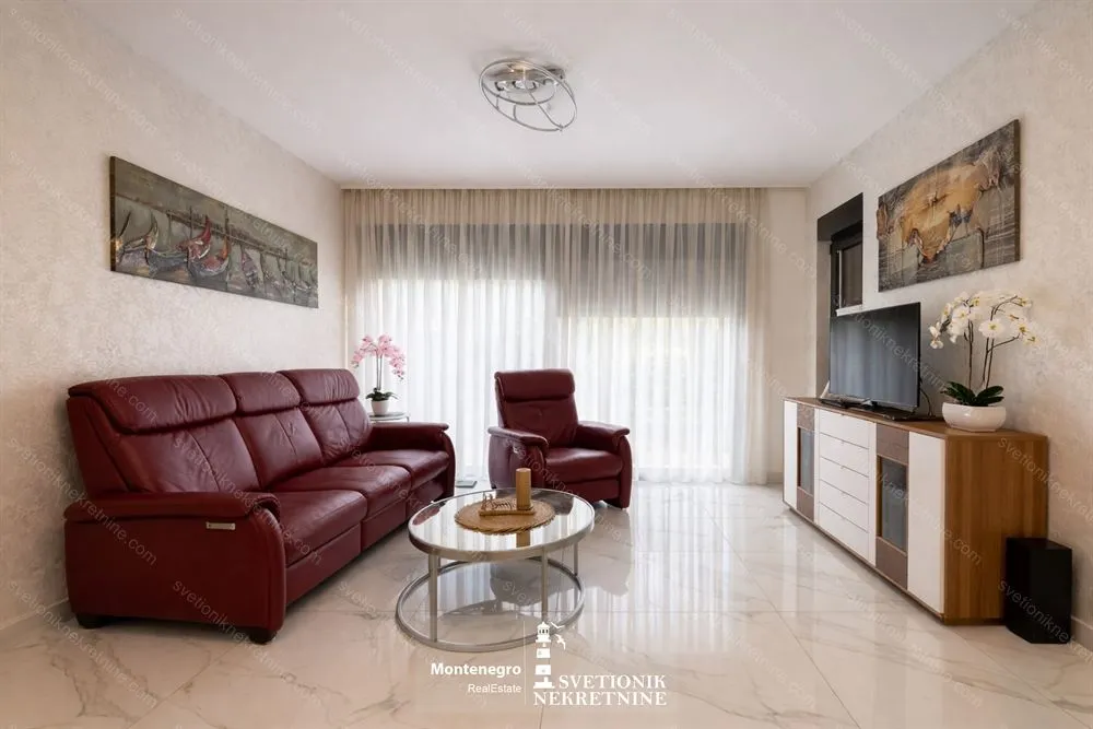 Sale, two bedroom apartment, 62m², Igalo, Herceg Novi