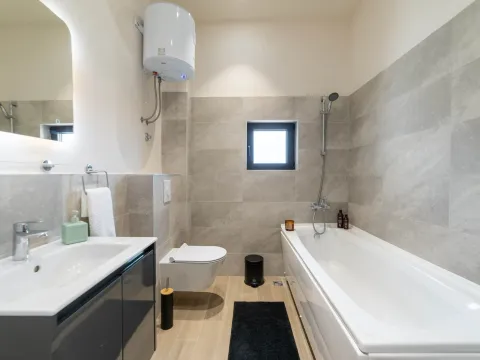 Sale, three bedroom apartment, 94m², Dumidran, Tivat - image 17