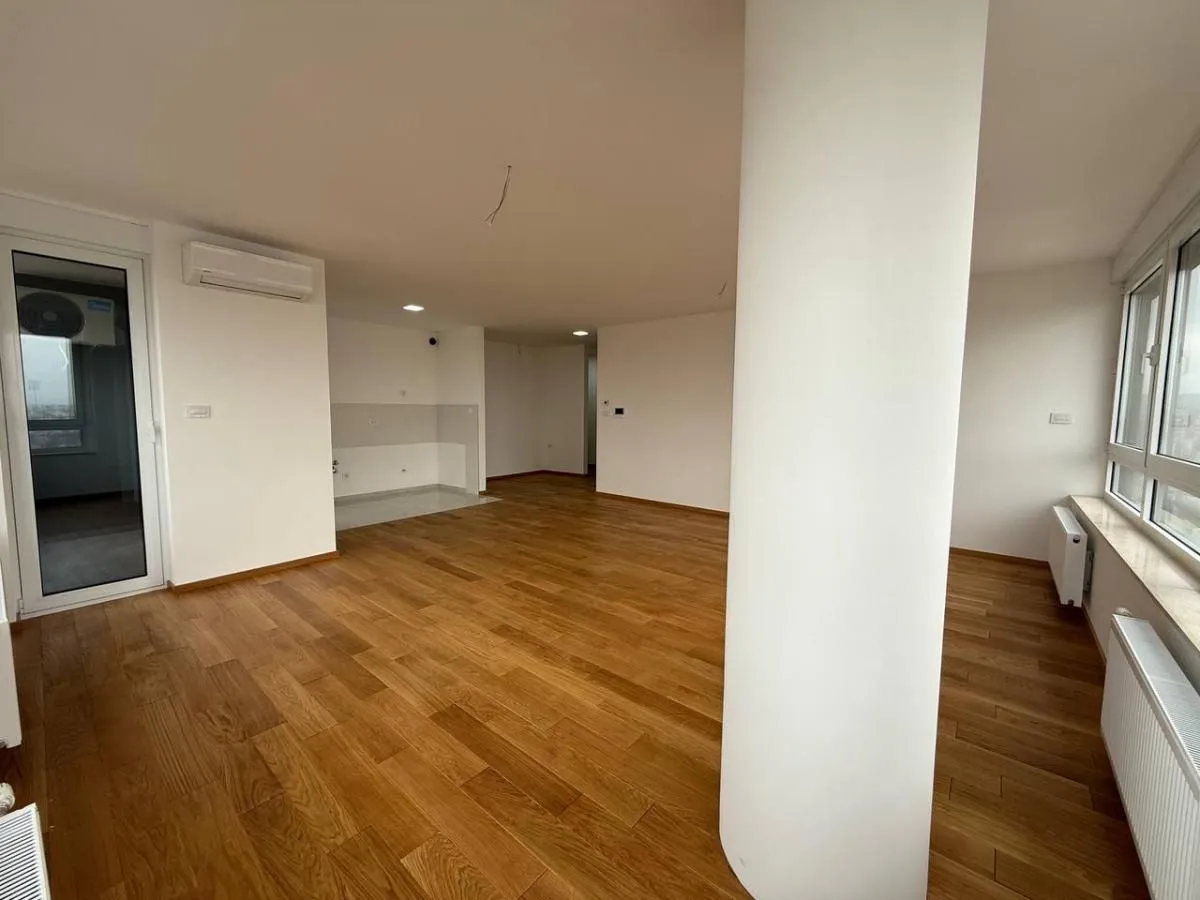 Rent, office space, 117m², Centar, Novi Sad