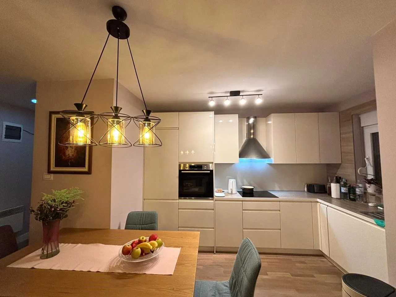 Prodaja, dvosoban stan, 86m², Preko Morače, Podgorica