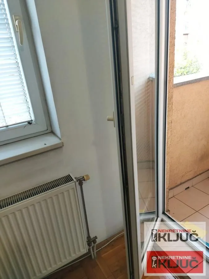 Izdavanje, garsonjera, 24m², Nova Detelinara, Novi Sad Sve Podlokacije