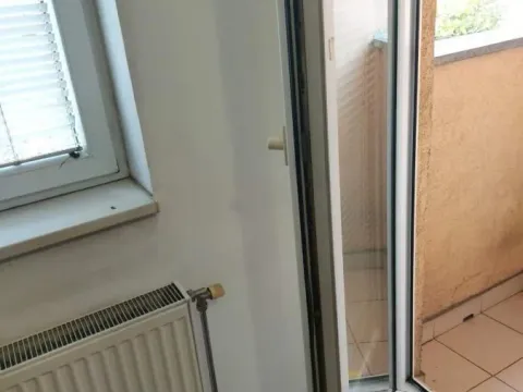 Izdavanje, garsonjera, 24m², Nova Detelinara, Novi Sad Sve Podlokacije - image 2