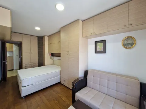 Izdavanje, jednosoban stan, 54m², Stara Varoš, Podgorica - image 2