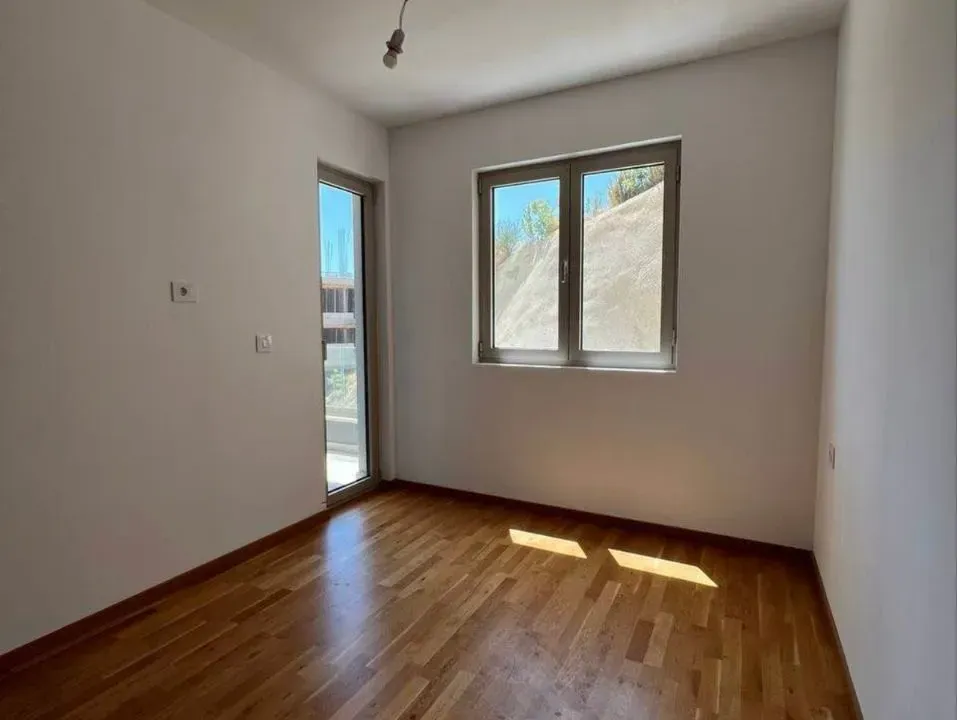 Sale, two bedroom apartment, 62m², Bečići, Budva