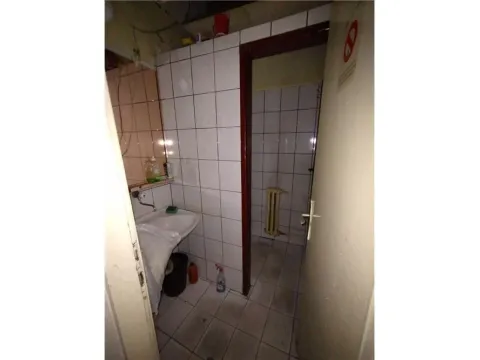 Izdavanje, poslovni prostor, 45m², Marger, Niš - image 4