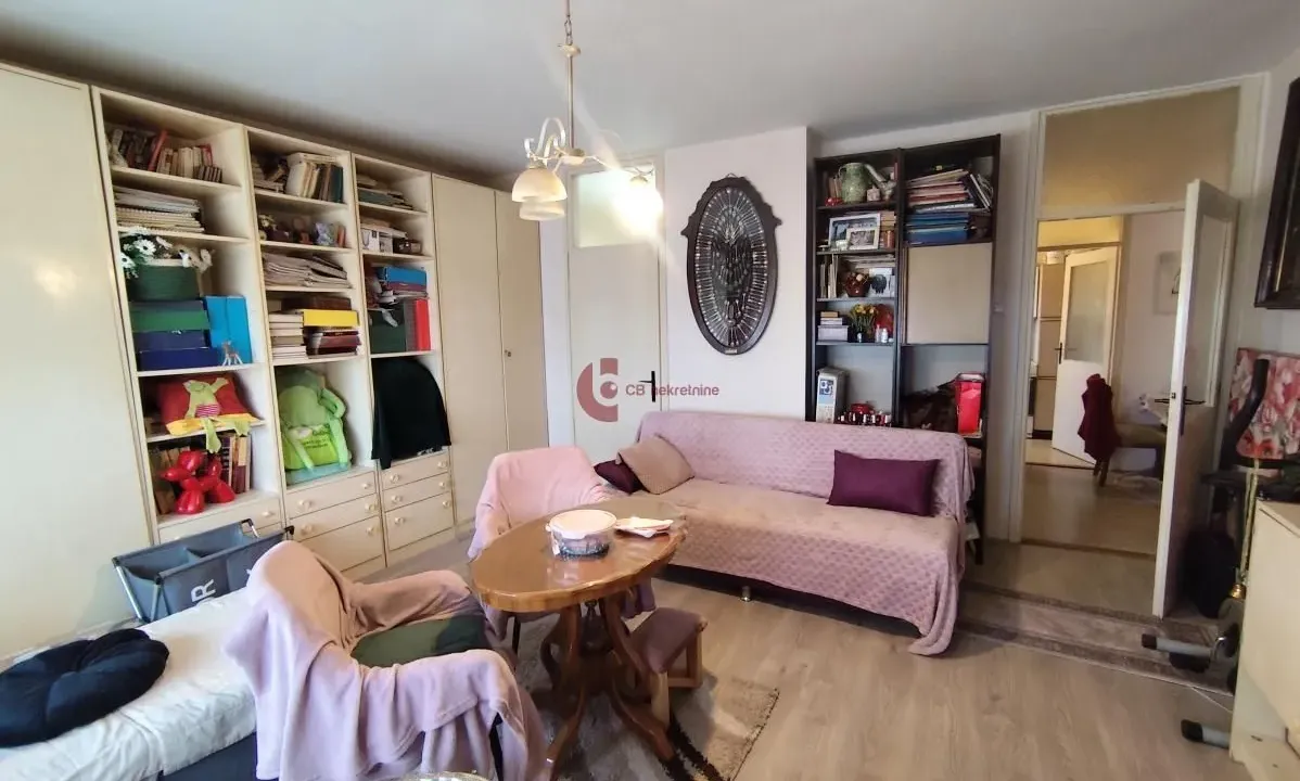 Prodaja, trosoban stan, 71m², Kertvaroš, Subotica