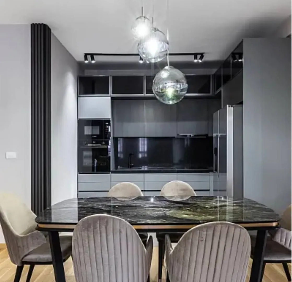 Sale, two bedroom apartment, 84m², Bečići, Budva
