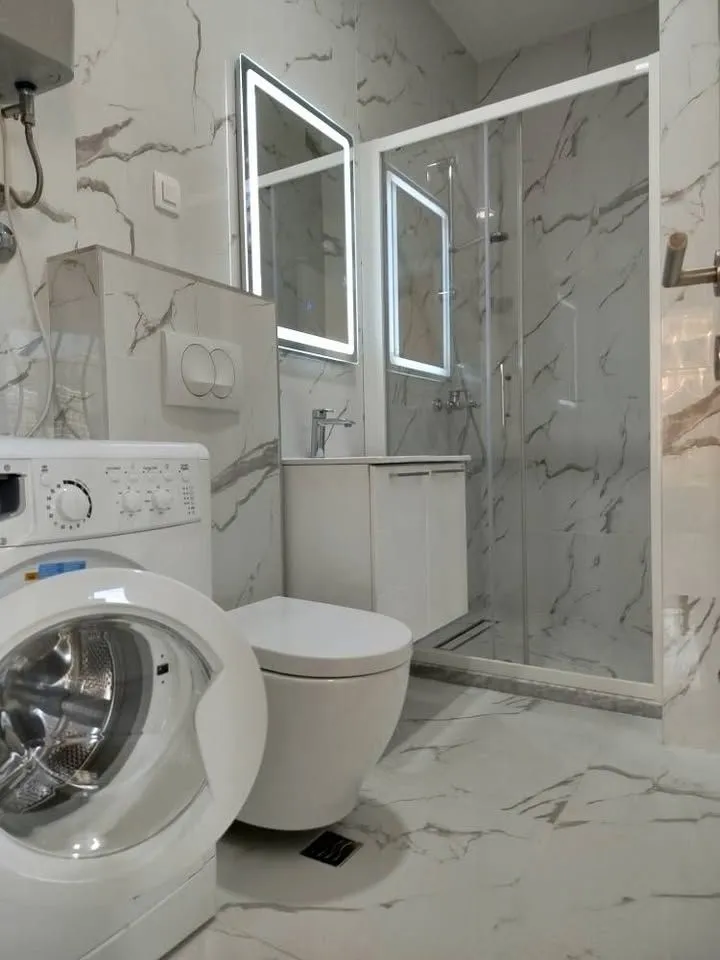 Prodaja, jednosoban stan, 92m², Centar, Bar