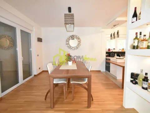 Prodaja, kuća, 212m², Donji Kokoti, Podgorica - image 11