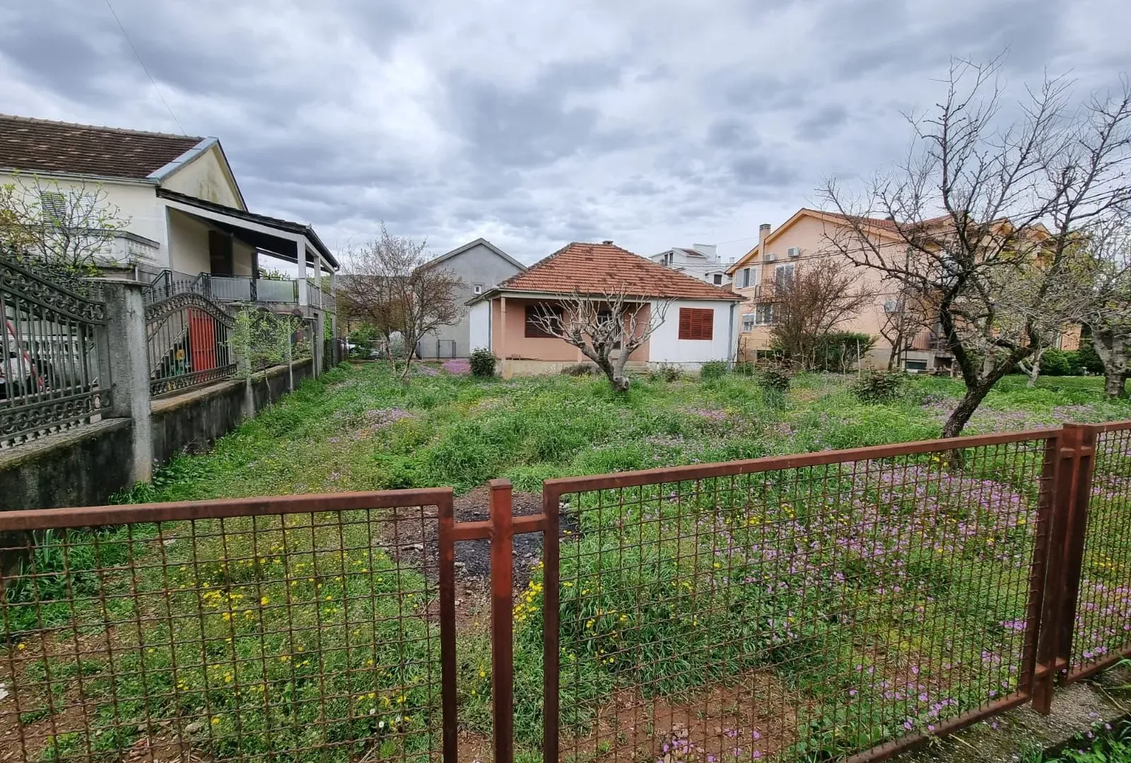 Prodaja, kuća, 101m², Tološi, Podgorica