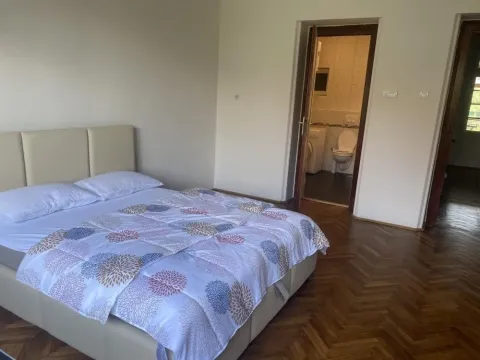 Rent, three bedroom apartment, 120m², Stari Grad, Beograd - image 13