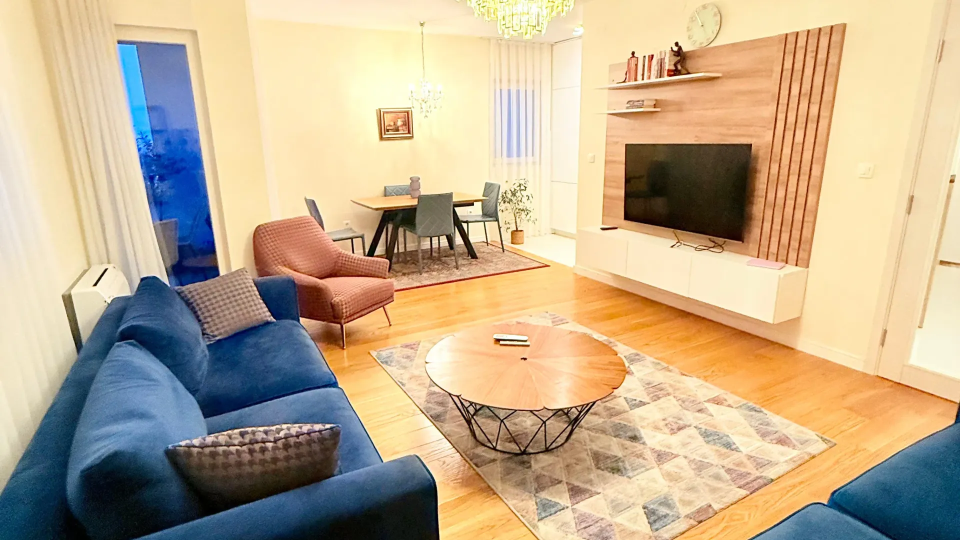 Rent, three bedroom apartment, 94m², Central Point, Podgorica