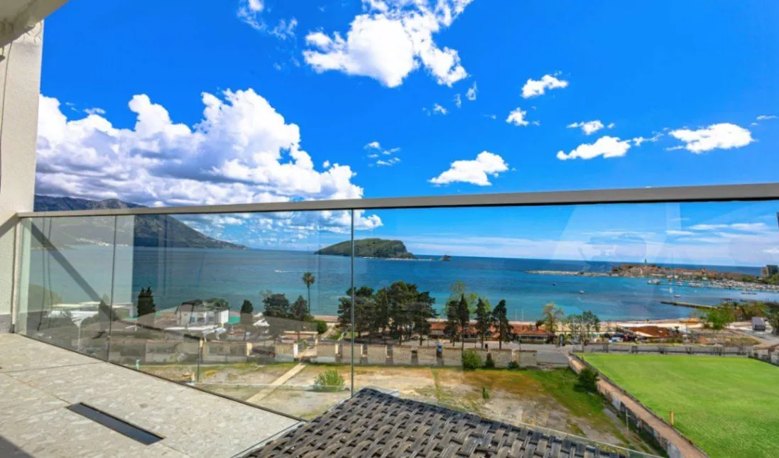 Prodaja, dvosoban stan, 85m², Tree cane, Budva