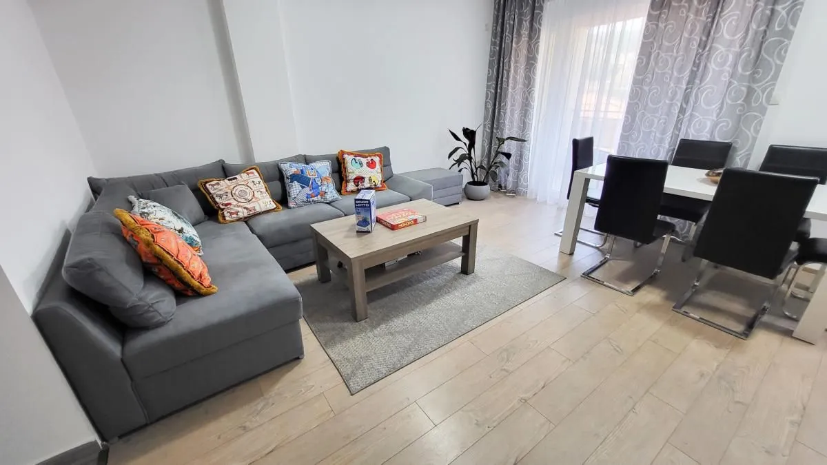 Prodaja, dvosoban stan, 67m², Bečići, Budva