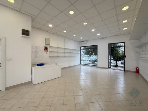 Rent, office space, 120m², Stari Aerodrom, Podgorica - image 4