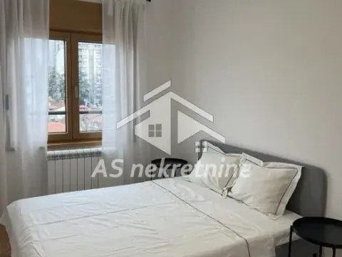Rent, two bedroom apartment, 43m², Južni Bulevar, Vračar Sve Podlokacije - image 14