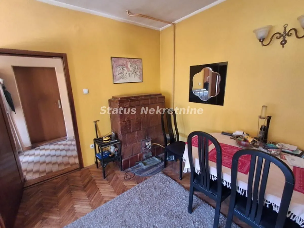 Prodaja, kuća, 200m², Futog, Novi Sad Sve Podlokacije