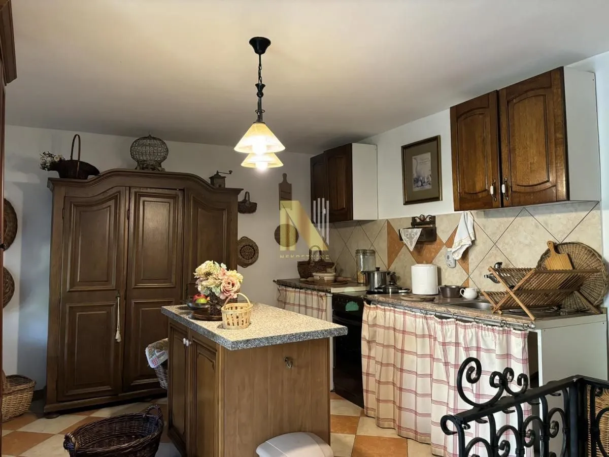 Prodaja, kuća, 384m², Sremski Karlovci, Novi Sad