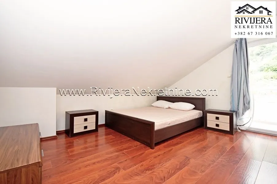 Prodaja, trosoban stan, 129m², Baošići, Herceg Novi